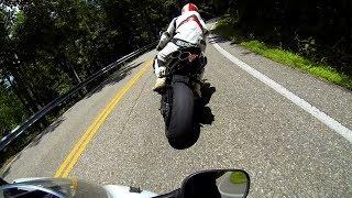 Yamaha YZF-R1 Onboard - Chasing Crossplane Yamaha R1 & Honda CBR929RR on Tail of The Dragon