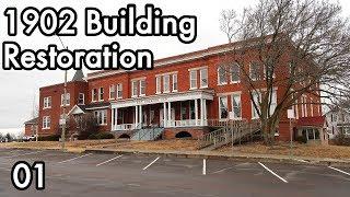 Red Rooster Inn Restoration 01: Tour and removing plaster / wallpaper