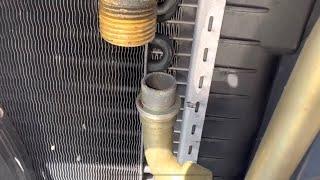 AC Oring REPLACEMENT HOT CRISPY Overheated, compressor , lack of oil , refrigerant ran low ￼