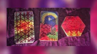 Unboxing of Inspiring Alien Tarot and Inner Rebirth Oracle