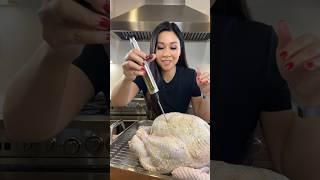 I Injected my Thanksgiving Turkey with Seasoned Melted Butter | MyHealthyDish