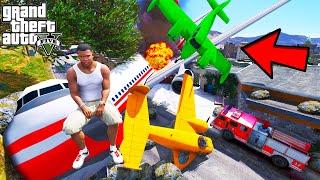 Franklin Trying To Survive Falling Airplanes In GTA 5 | SHINCHAN and CHOP