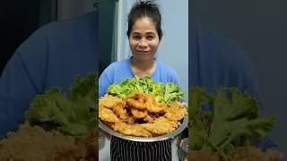 ป้ายูรทำกุ้งทอดสีทองหอมกรอบอร่อย Ep.3 #ป้ายูรนะหลานๆ #shorts  #cooking