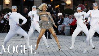 Teyana Taylor Doesn't Miss a Beat at Vogue World: Paris | Vogue