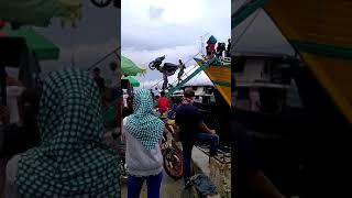 Unloading a motorcycle from a boat like a boss