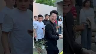 #shorts张九龄结婚，章九徕前来随礼，这大礼实在是太“豪”了！| #德云社 #于谦 #郭德纲#搞笑#张九龄#章九徕