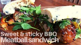 달콤 쫀득한 바베큐 미트볼 샌드위치. Sweet and sticky BBQ meatball sandwich.