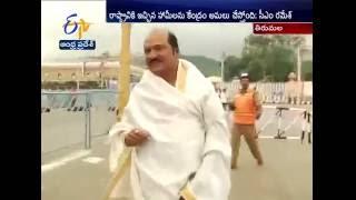 Cine Actor Rajendra Prasad Visits Tirumala Temple