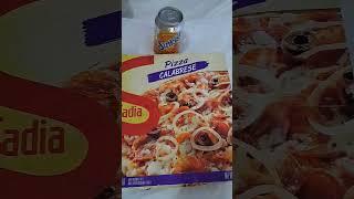 Love this pizza #satisfying #pizza #love #viral #yummy #food #ofwacuh #lifestyle