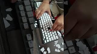 The simplest way to clean Keyboard #keyboard #cleankeyboard