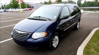 2005 Chrysler Town and Country Touring 3.8 V6 Start Up and Full Tour