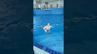 Отдых. Бассейн. Здоровый образ жизни.