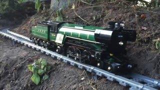 Large/Awesome Lego Train Set. Going through the Garden & House 2016