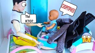 RAN AWAY FROM HOME IN A SUITCASE Katya and Max are a funny family! Funny Barbie Dolls stories