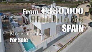 Modern houses for sale in El Fondo De Les Neus, Los Balcones, Torrevieja, Spain. Properties in Spain