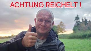 DANKE  REICHELT: HÖCKE RAUS?