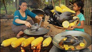 Grilled yellow corn for delicious- Cooking black chicken soup with yellow corn eating delicious