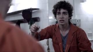 Misfits Отбросы. 2 сезон 1 серия. Драка Нейтана и Саймона