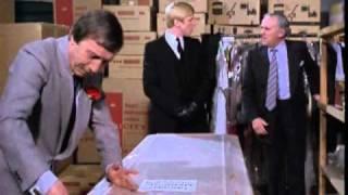 Minder, Arthur Daley, Coffin - Arthur wakes up!