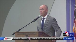 Gov. Cox speaks at banquet honoring first responders