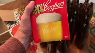 DIY Beer Cooper's HomeBrew Kit "Lager" Step by Step Tutorial Demonstration [Cooper's DIY Lager Beer]