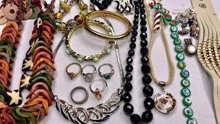 Goodwill Bluebox 5 lbs jewelry repurpose box unboxing! Mystery jewelry haul to resell on ebay!