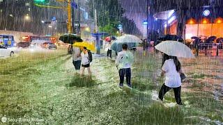 GANGNAM STREET Flooded by Sudden HEAVY RAIN,CLUB ALLEY Darkened by BLACKOUT. Seoul Travel Walker.