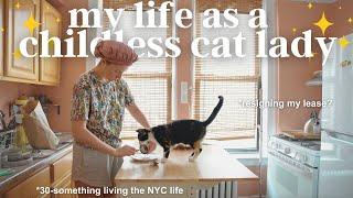 What it’s like being a Childless Cat Lady in New York City (A vlog)