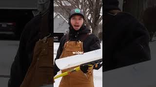 2 Types of Snow Shovels