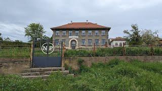 The Old School & Groundskeepers House - Kostandenets