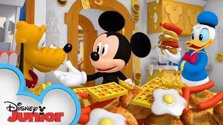 Mickey's Breakfast Blast  | Mickey Mouse Hot Diggity Dog Tales | Disney Junior