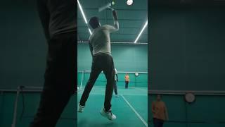 Badminton Smash in slow-motion #slowmotion #badminton #badmintonsmash