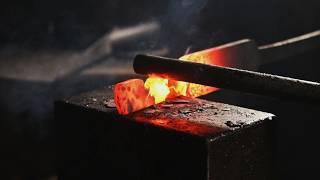 Silent blacksmithing: Forging a Thor's hammer flint striker