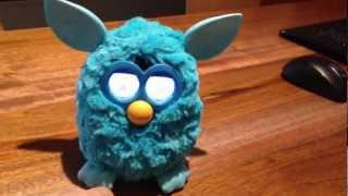 퍼비(Furby)에 대한 진지한 리뷰 by 루릭(Luric)