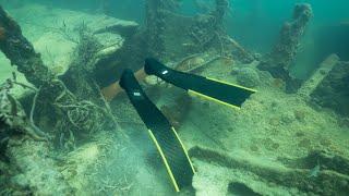 In A Tight Spot | Spearfishing Shallow Artificial Reef | CCC