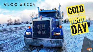 COLD WINDY DAY | My Trucking Life | Vlog #3224