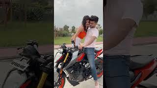 Long drive chale?? #shorts #ytshorts #couplegoals #khwahishgal