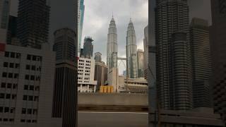 The beauty Twin towers in Kuala Lumpur #travel #kualalumpur #twintowers