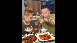 开饭了，今天吃点啥#eating show#eating challenge#husband and wife eating food#eating#mukbang#asmr eating