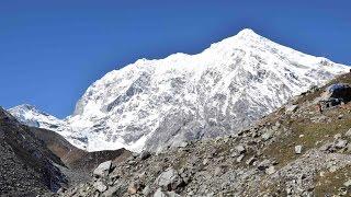 Trek to Satopant lake.