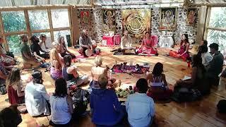 Kirtan Mantra Chanting feat. Bhagavan Das (@1h30m) at Mahadevi Ashram