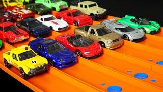 40 Hot Wheels Race Tournament