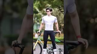 The breeze is not dry and the sun is shining  Huang Dasheng (黄大圣) #boyfriendpower #outdoor #cycling