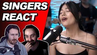 Singers React to Gigi De Lana - Hopelessly Devoted To You | Reaction