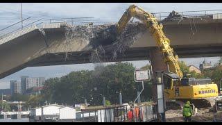 Dresden - Situation an der Carolabrücke am 07.10.2024 - (Zug C Abriss Die Brücke will nicht sterben)