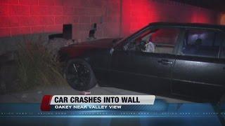 Car crashes into wall near Oakey, Valley View