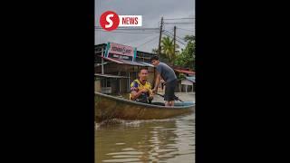 Fahmi: Comms Ministry to assist staff, media practitioners hit by floods