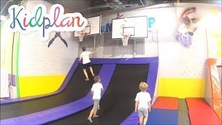 Активный отдых для детей в батутном центре Fun Jump.