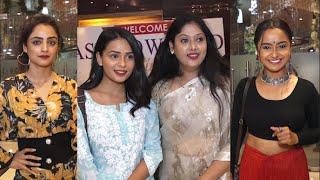 Ishita Ganguly, Sonal and Madirakshi visit India's Biggest Spiritual & Wellness Exhibition