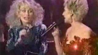 Dolly Parton & Tammy Wynette - Stand By Your Man (Medley)